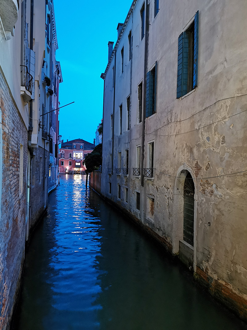 sesja zdjęciowa Wenecja noc