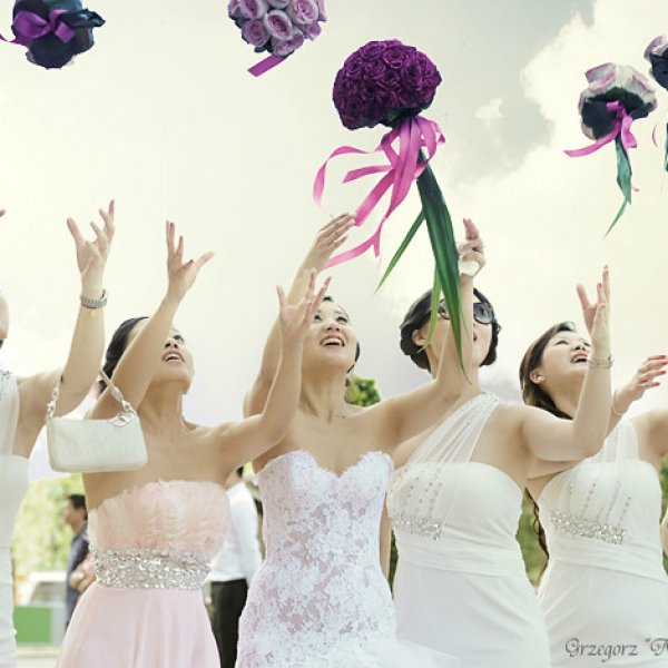 Azjatycki ślub – Panna Młoda i druhny, czyli zdjęcie grupowe | Asian wedding - the bride and bridesmaids make group photo